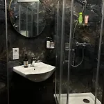 Apartamento Bonnie & Clyde's Hideout Riga