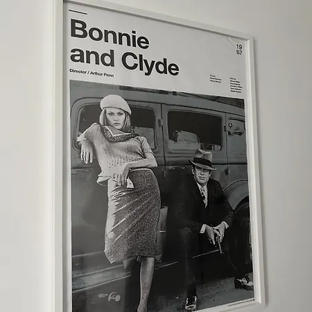 Apartment Bonnie & Clyde's Hideout - 5 Min From Station & Old