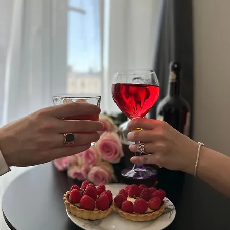 Bonnie & Clyde's Hideout *